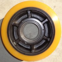 內蒙草莓视频下载黄膠輪2